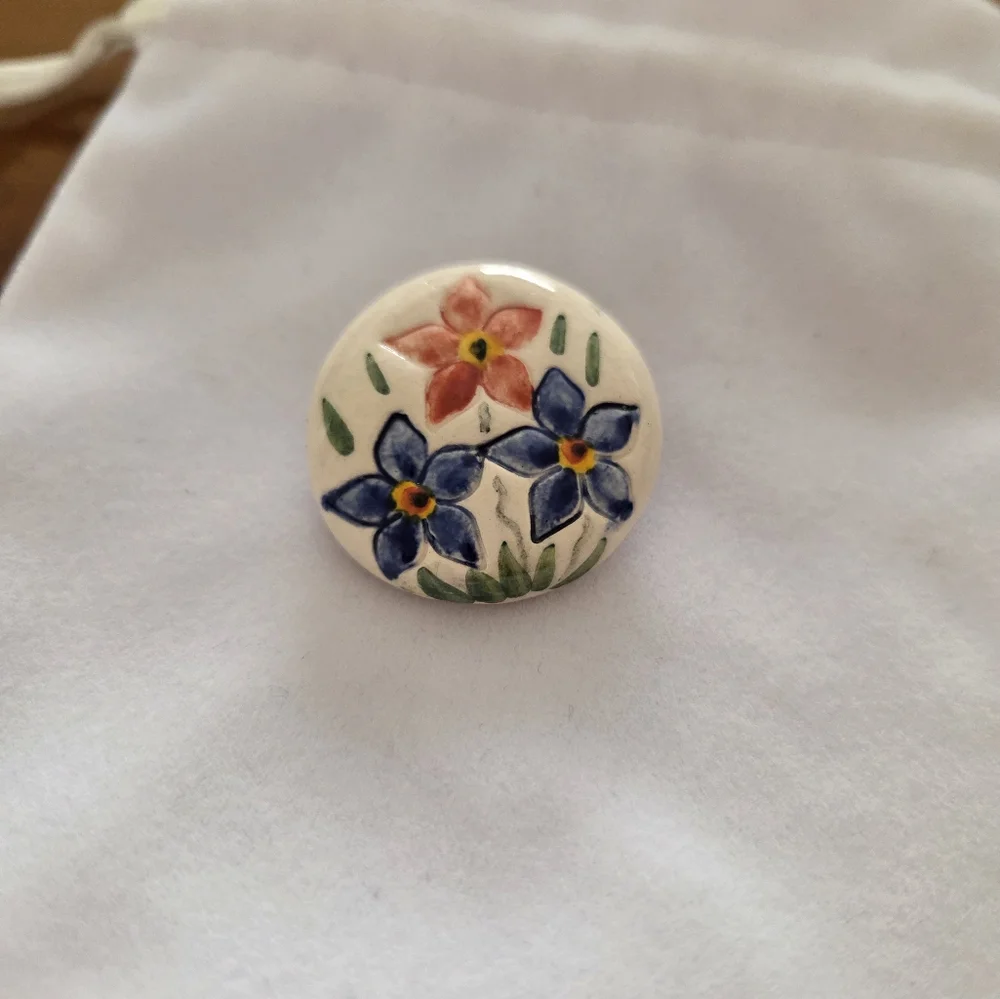 Vintage Hand Painted Ceramic Brooch